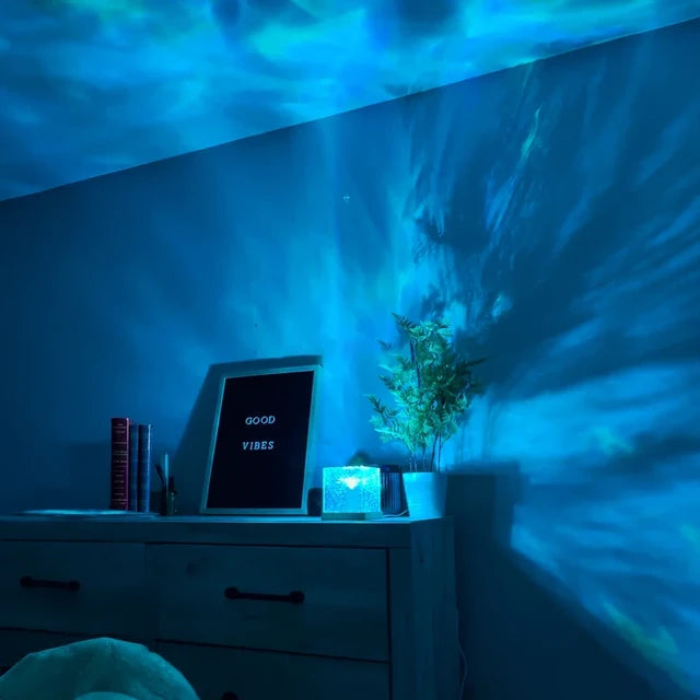 AuraWaves™ – Northern Lights Projector Lamp